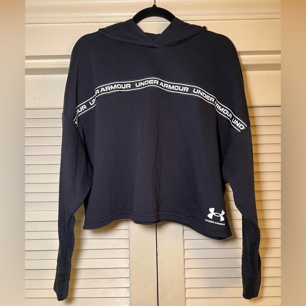 Under Armour Rival Logo Cropped Pullover Hoodie, size medium - Picture 8 of 11